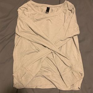 Yogalicious long sleeve open back tee